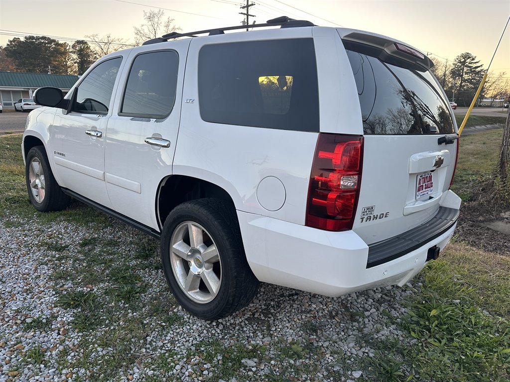 2007 Chevrolet Tahoe LT - Photo 9