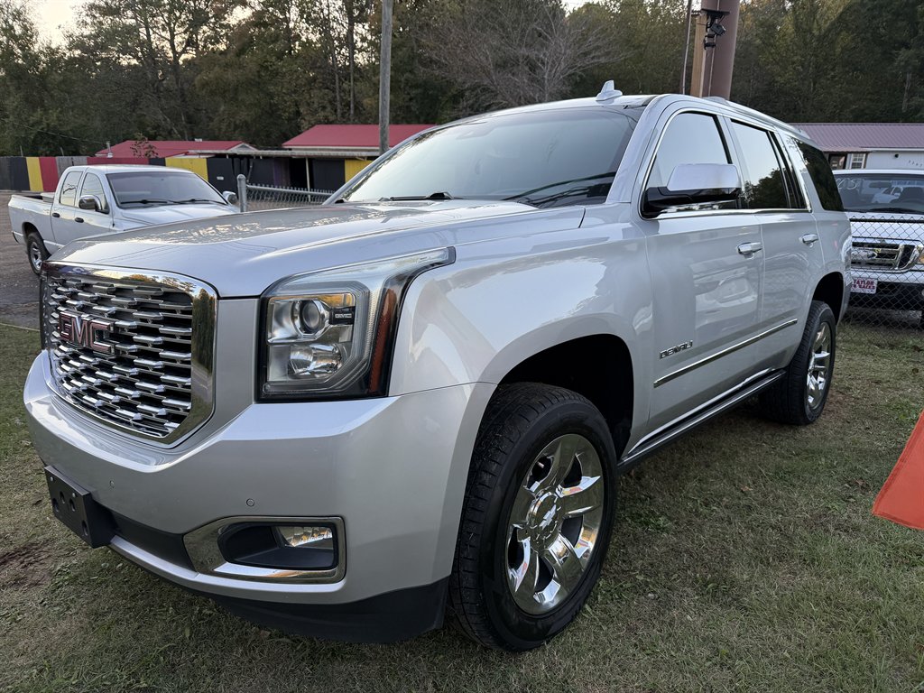 2019 GMC Yukon Denali's photo