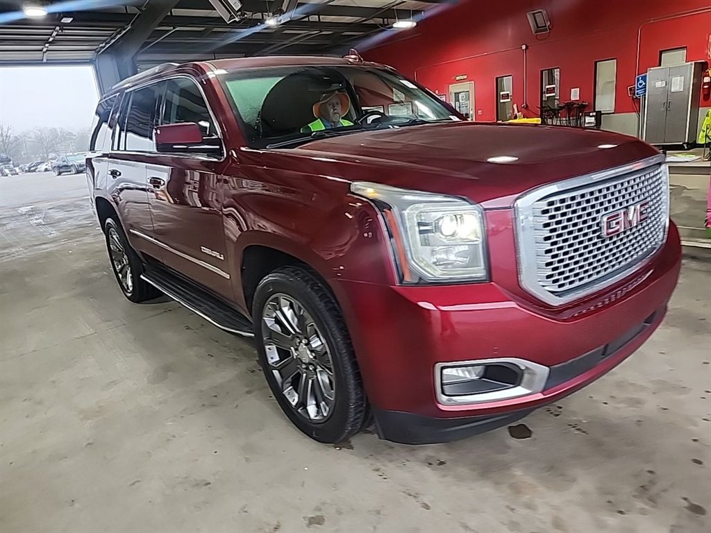 2016 GMC Yukon Denali's photo
