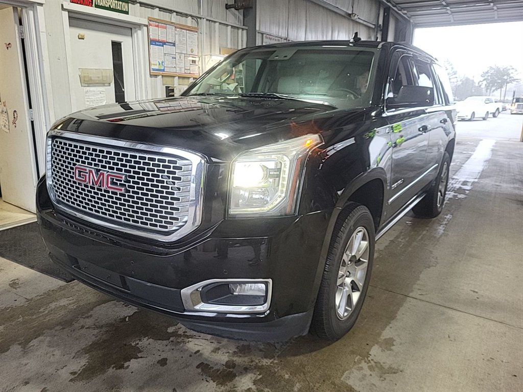 2015 GMC Yukon Denali's photo