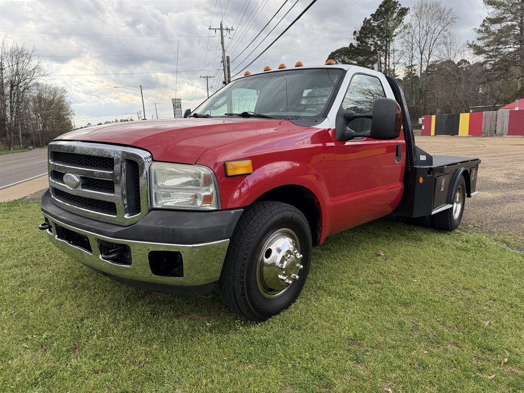 2007 Ford F-350 Super Duty Chassis Cab XL