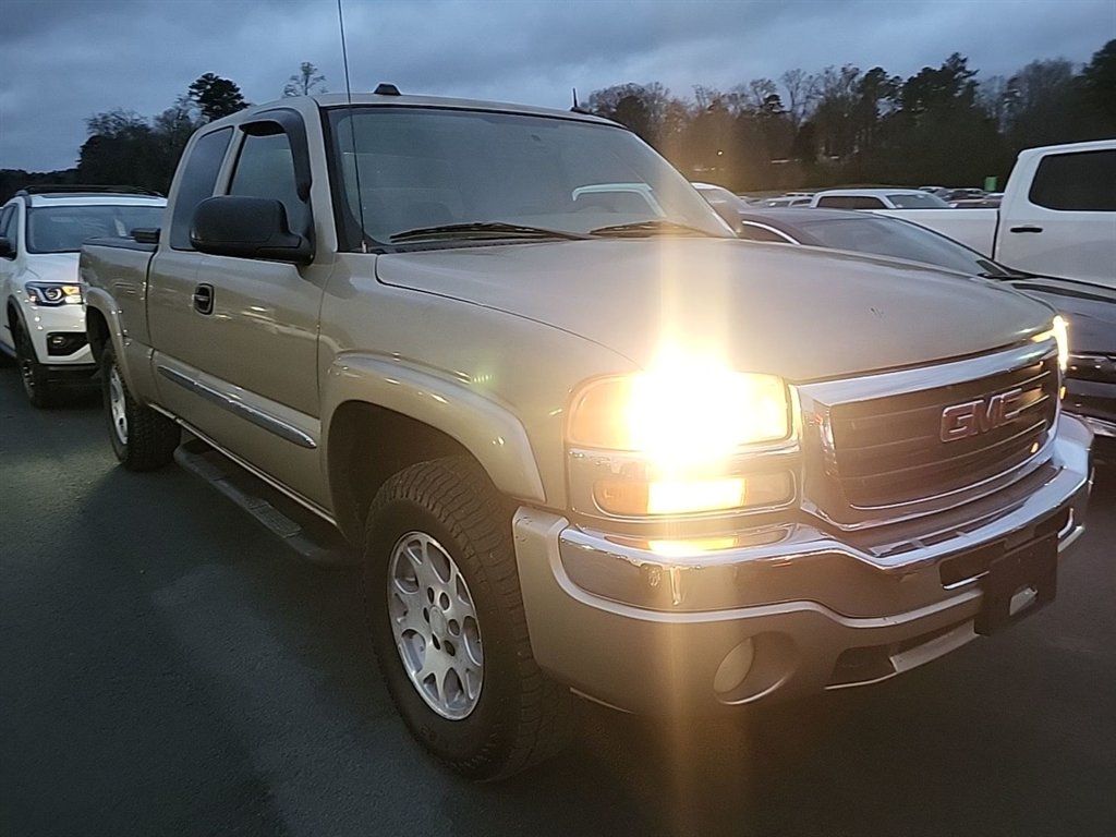 2005 GMC Sierra 1500 SLT