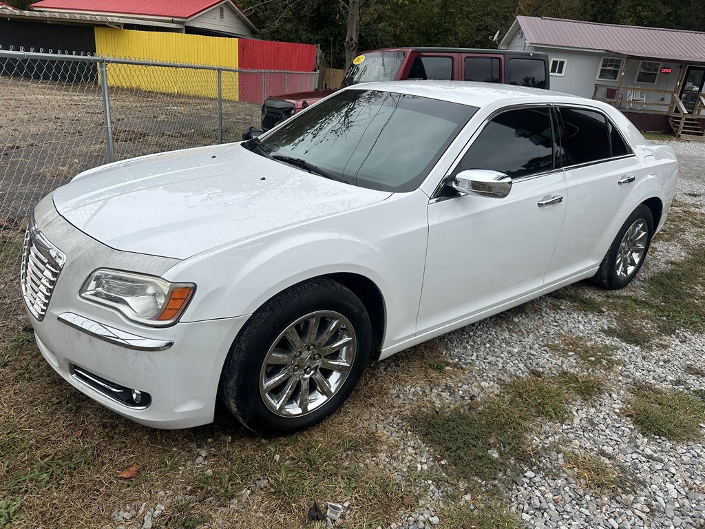 2012 Chrysler 300 Limited - Photo 14