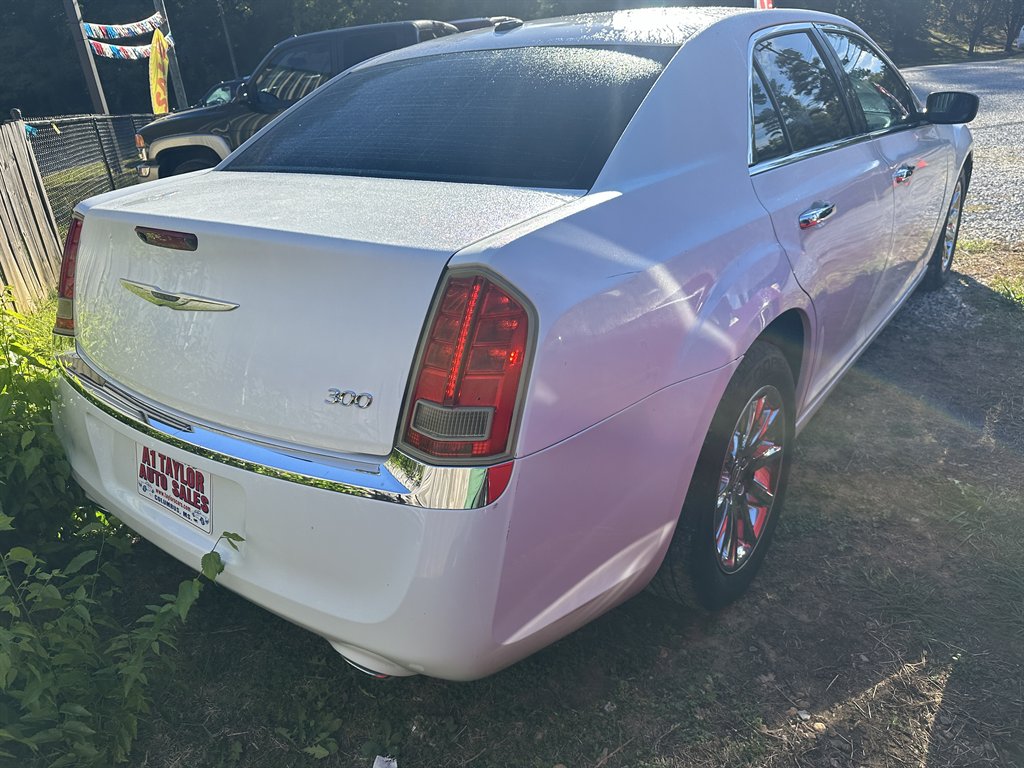 2012 Chrysler 300 Limited - Photo 8